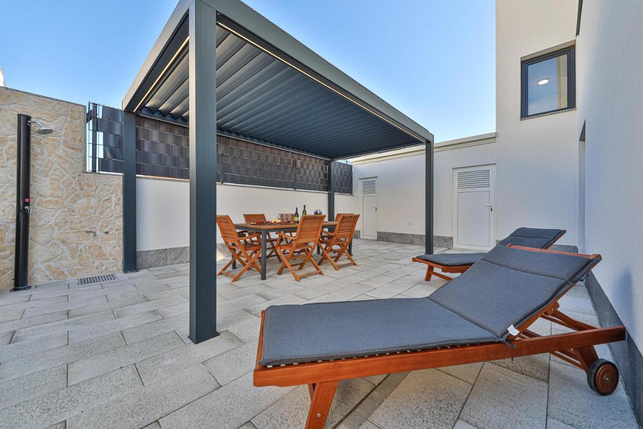 Luxury Apartment Pia With Swimming Pool And Grill Trogir Eksteriør bilde