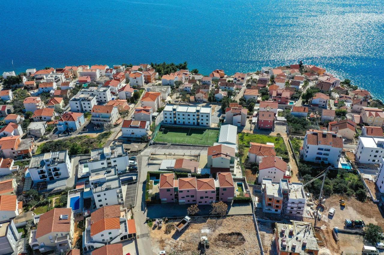 Luxury Apartment Pia With Swimming Pool And Grill Trogir Eksteriør bilde