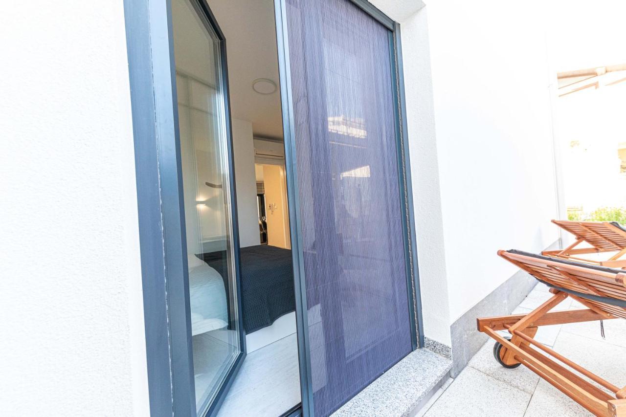 Luxury Apartment Pia With Swimming Pool And Grill Trogir Eksteriør bilde